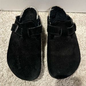 Men’s Birkenstocks size 45 clogs